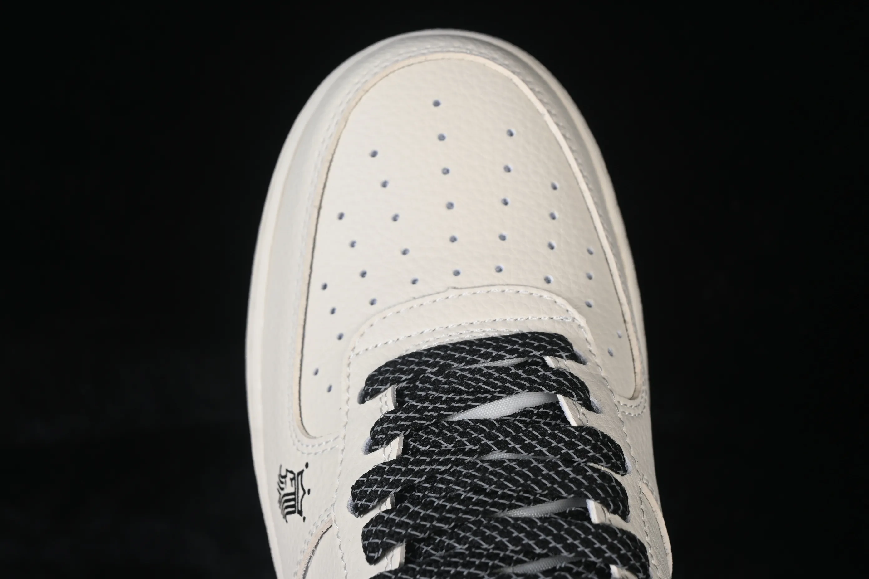 All categories Nk Air Force 1 Air Force series Nk Air Force 1 Low Air Force low-top Nike Air Force 1'07 Low Limited to the Year of the Horse, immediate success Air Force 1 low-top casual sneakers KJ1688-026
